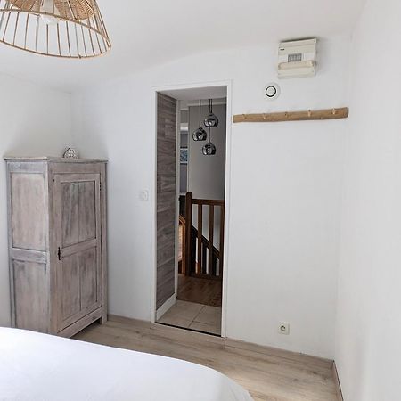 Agreable Maison Renovee En Hyper Centre Avec Patio Pornic Exterior foto