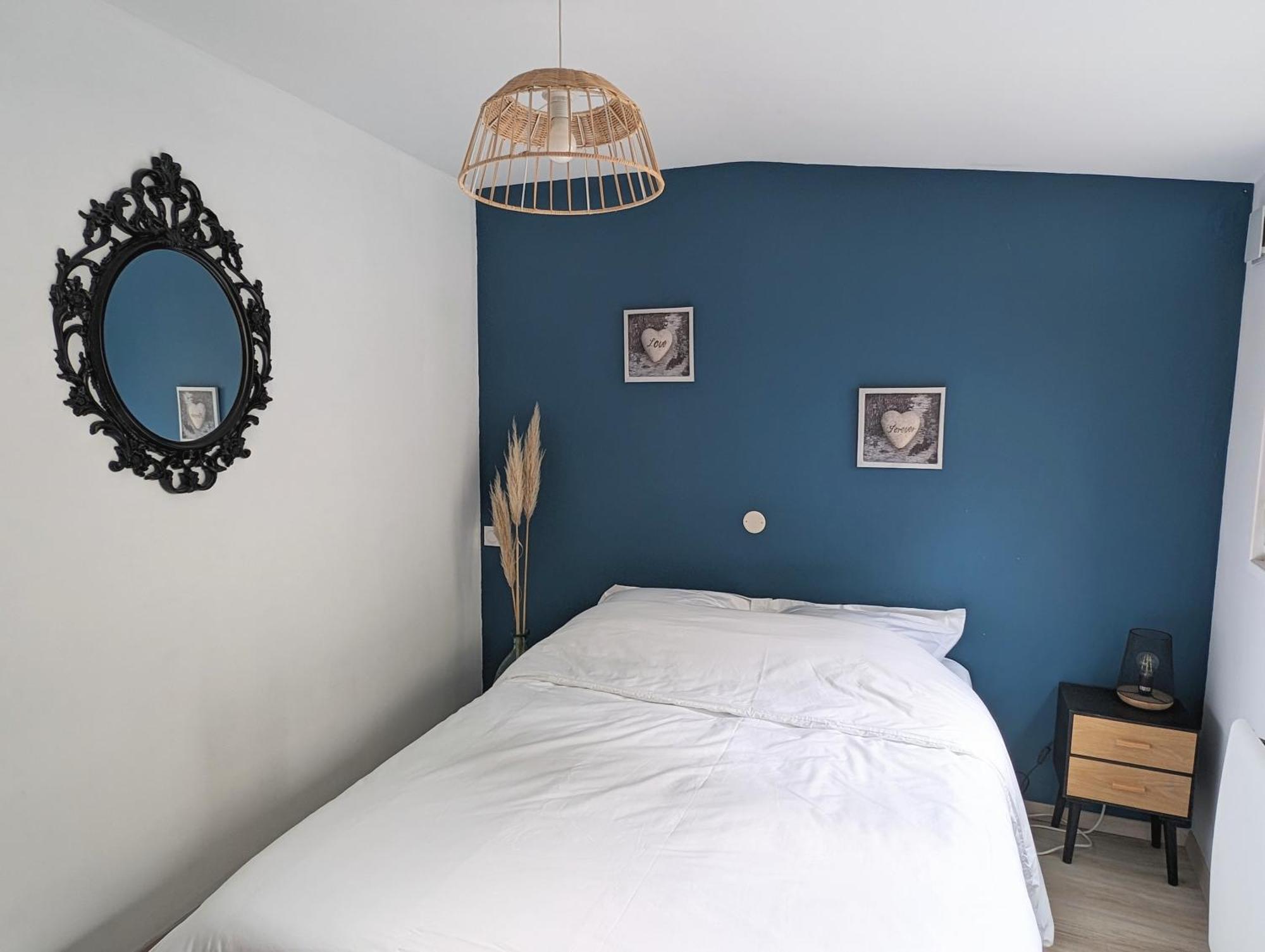 Agreable Maison Renovee En Hyper Centre Avec Patio Pornic Exterior foto